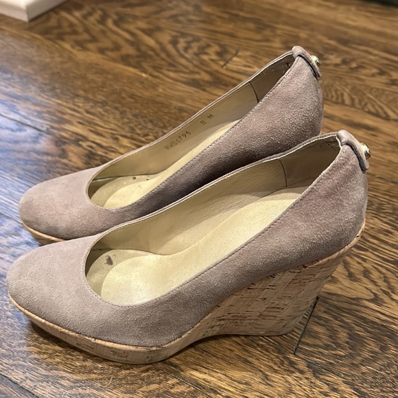 Stuart Weitzman Wedge - Picture 2 of 7